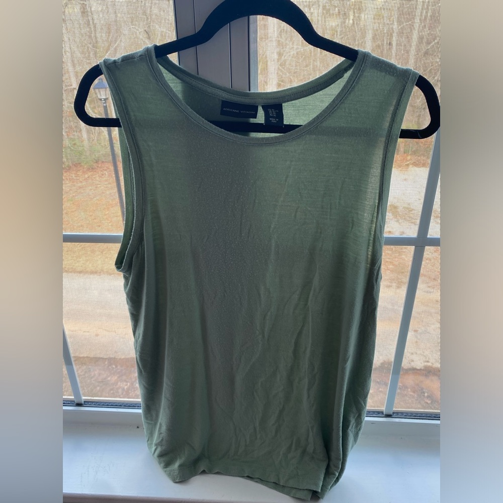 Green tank top!